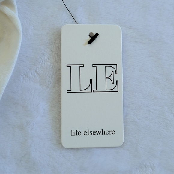 LE life elsewhere Taurus♉ Zodiac Tee👕 - Picture 6 of 12